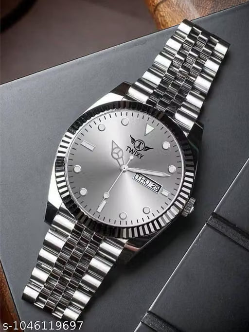 Ballade Design Date Function Watch With Green Dial, Stainless Steel Chain Analog Watch - For Men